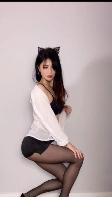 上城服务型少妇