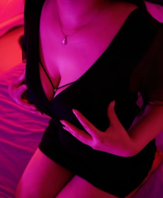 大胸蜜桃臀桃子妹妹