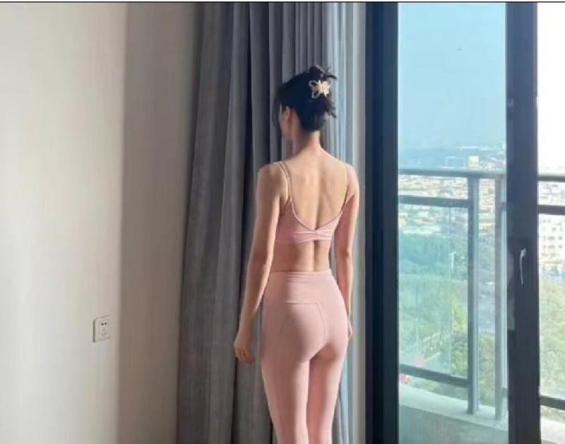 姑苏性感长腿妹
