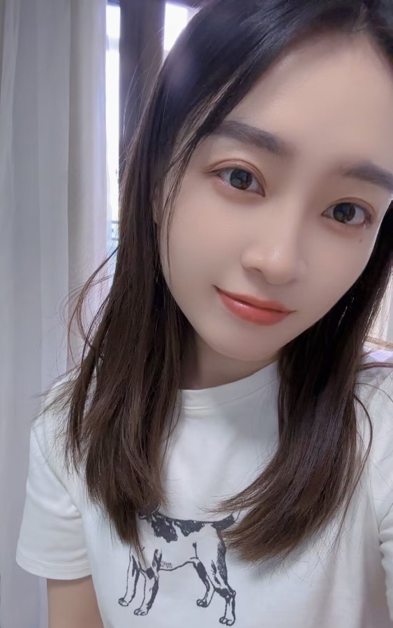 娇小妹妹