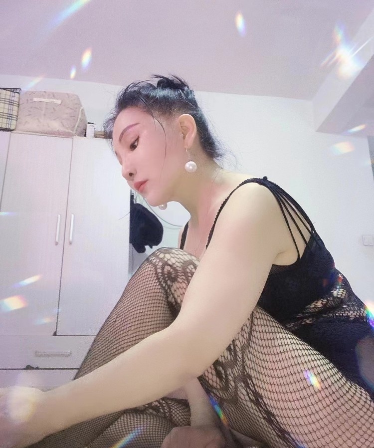 铁西骚气姐姐
