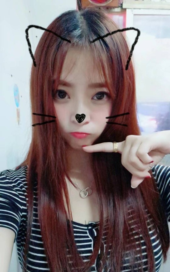 性感美女灵儿