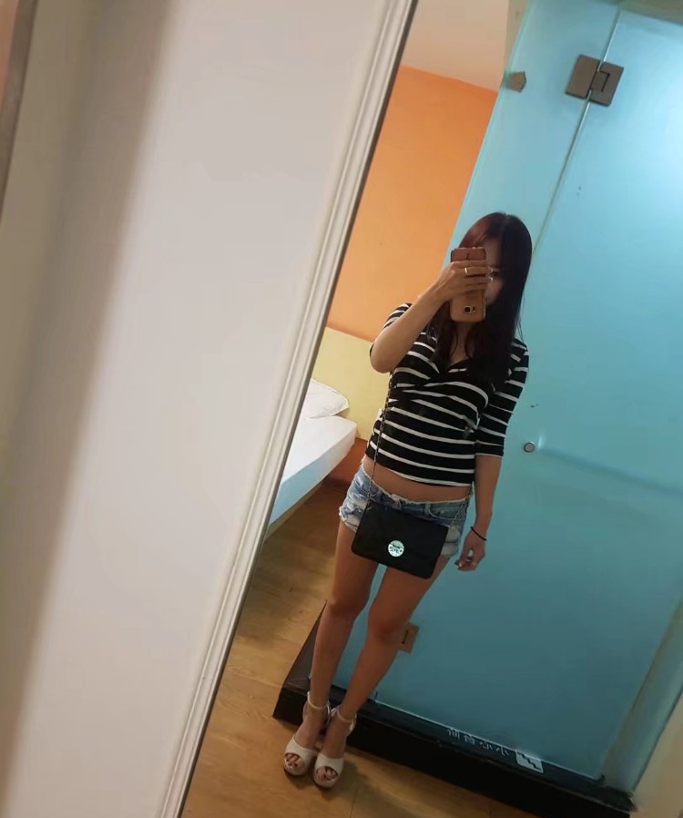 性感美女灵儿