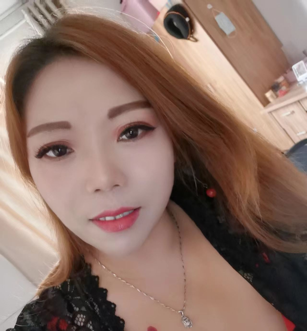 秦淮大奶肥臀