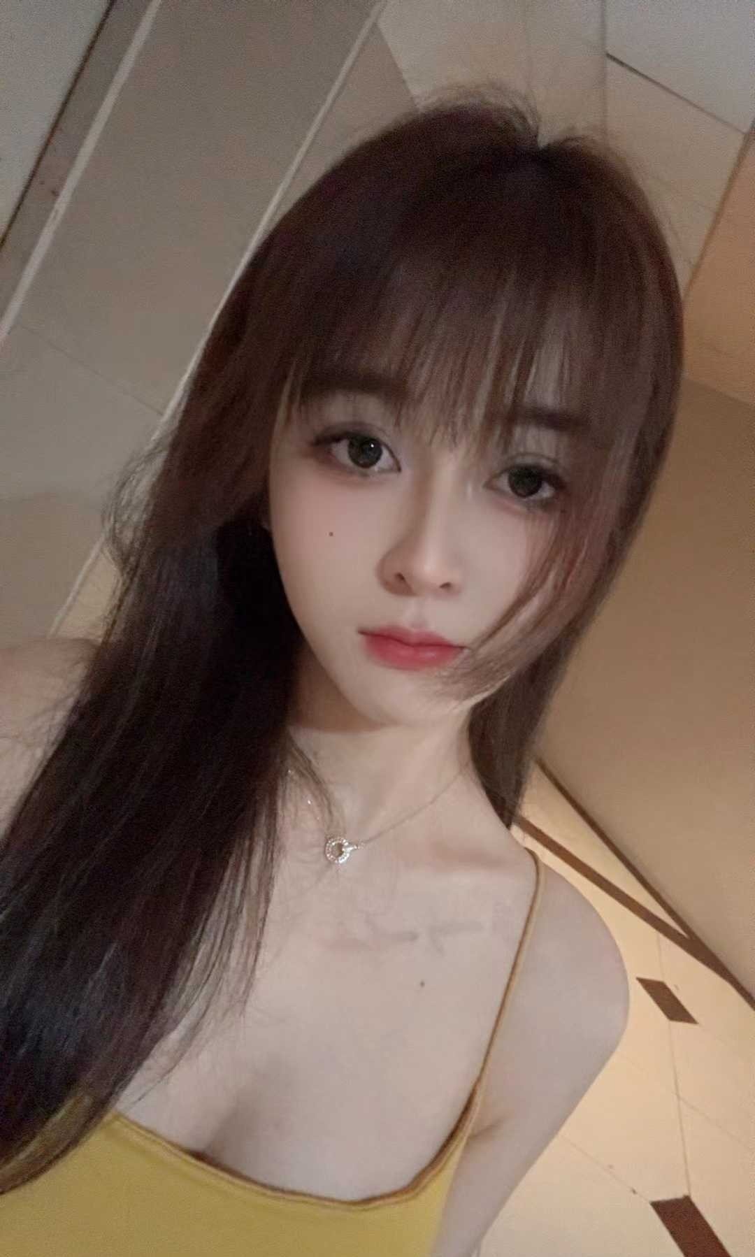 罗湖颜值超耐的笑笑