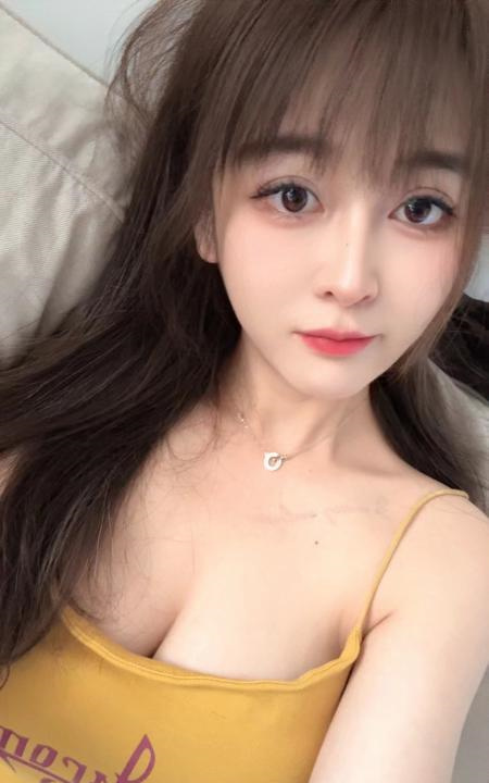 罗湖嫩妹笑笑