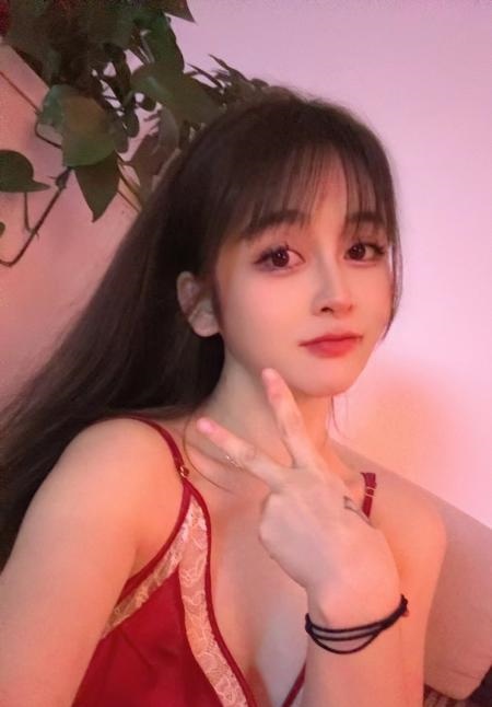 罗湖嫩妹笑笑