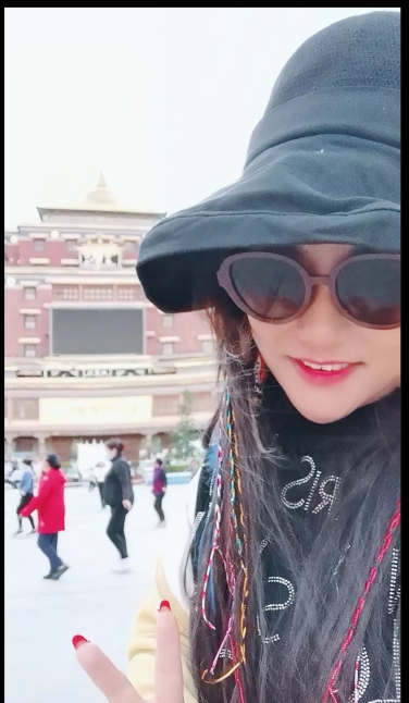 迈皋桥小胖妞