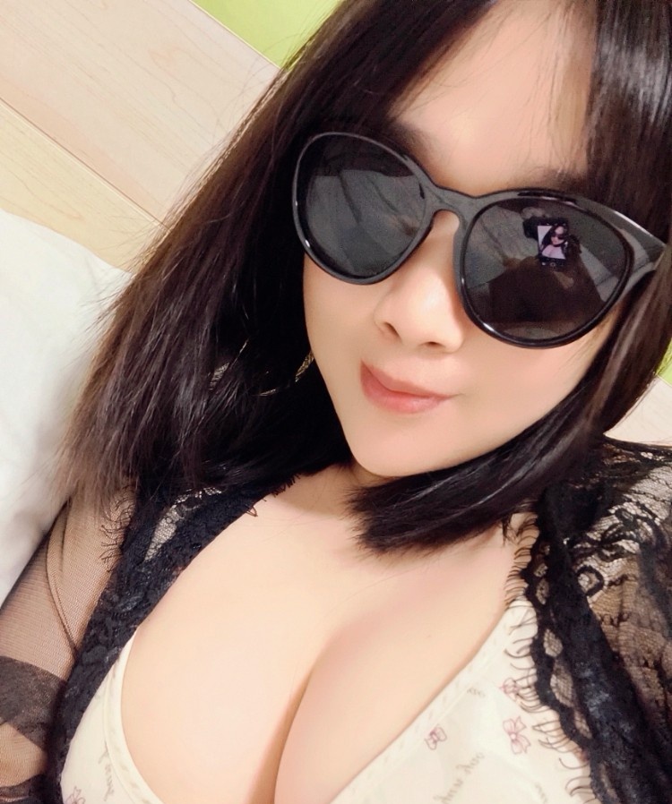 南山口活一绝熟女