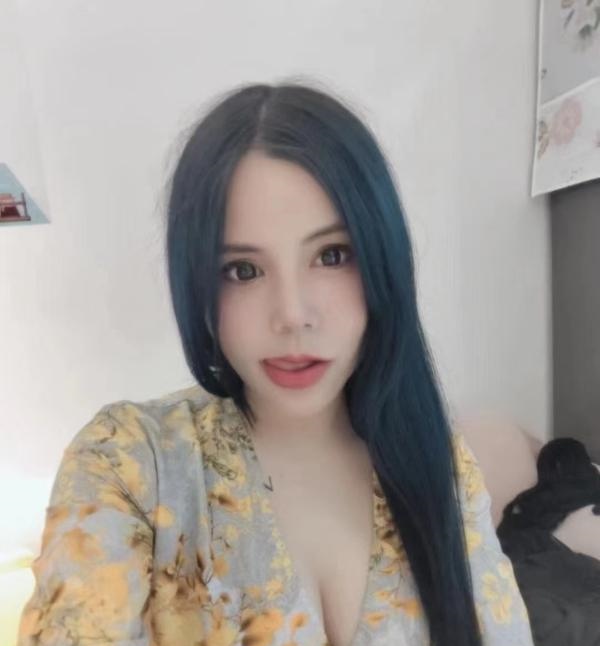 温柔服务系伊伊