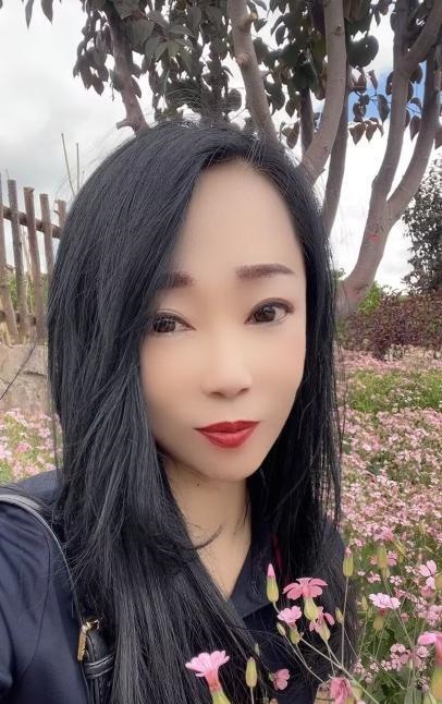 东信气质良家少妇