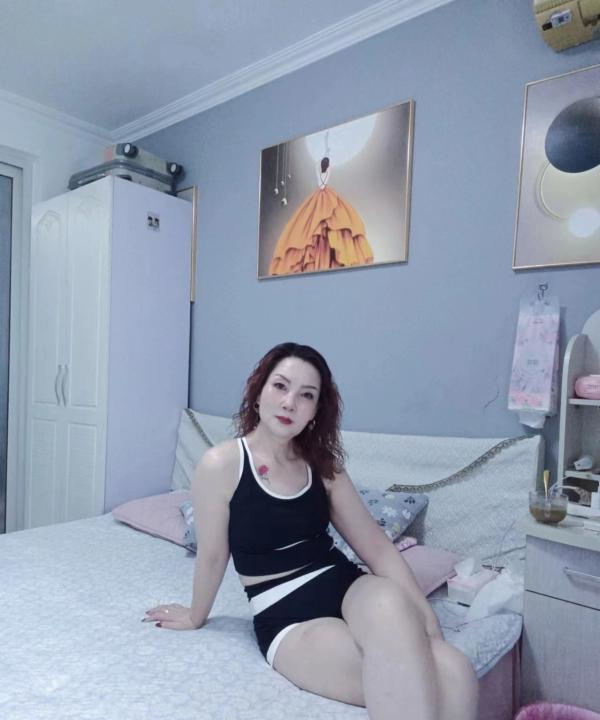 劲松嘟嘟嫂子