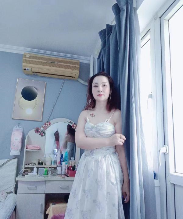 劲松嘟嘟嫂子
