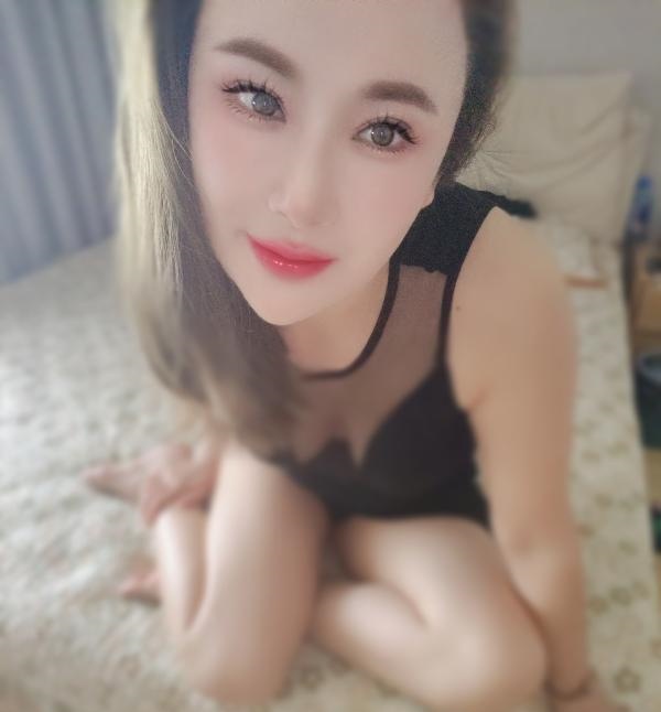 昆山丰满气质型美女