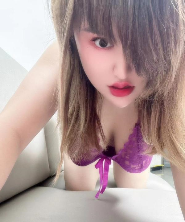 体验沈北大胸长腿美女