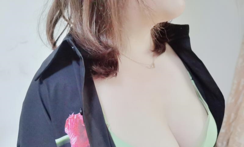 黑牛城道喷水骚妇