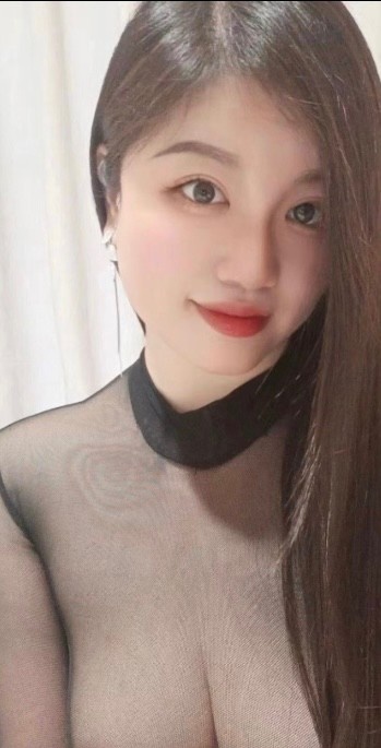 南山大奶甜甜