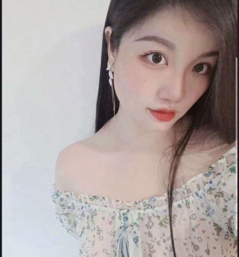 南山大奶甜甜