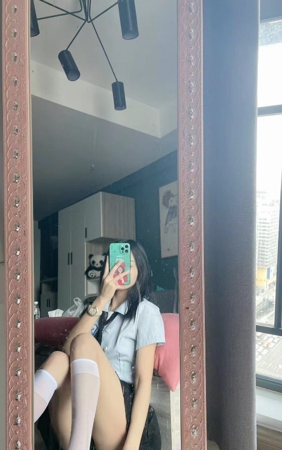 吴江～吾悦广场妹子