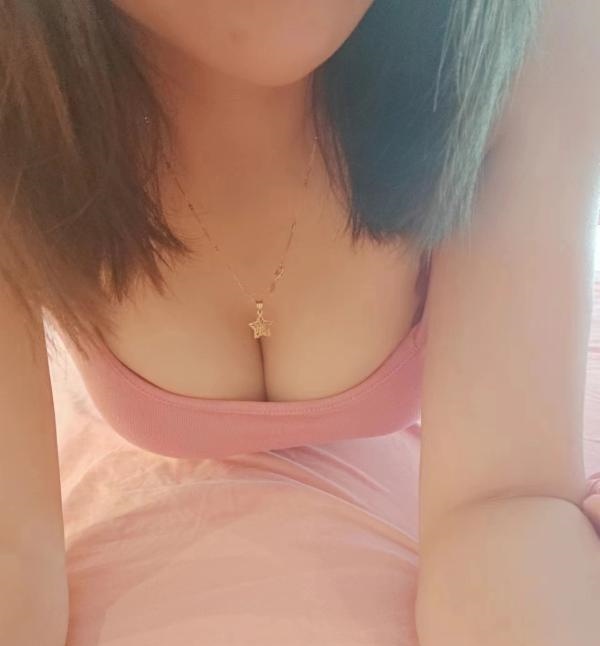 长舌少妇