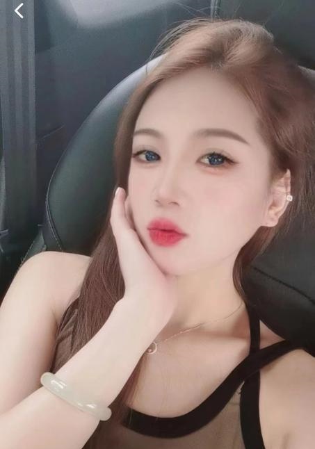 东丽温柔大奶少妇
