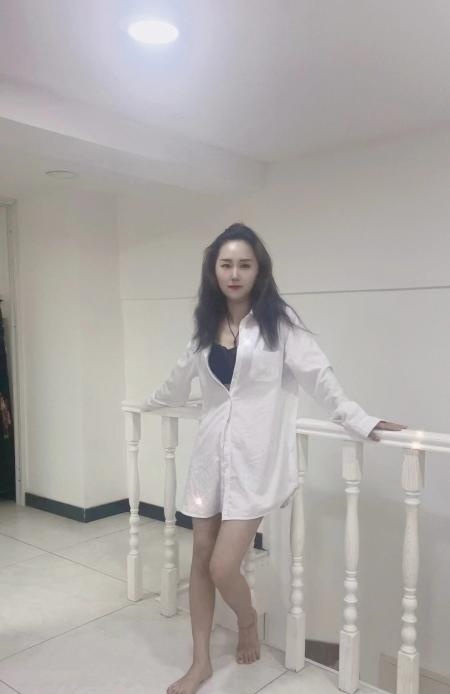 河东娇小妹子
