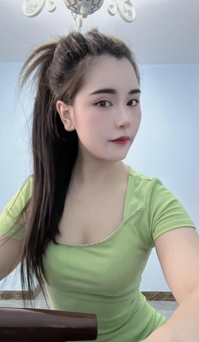 滨江风骚女子甜甜