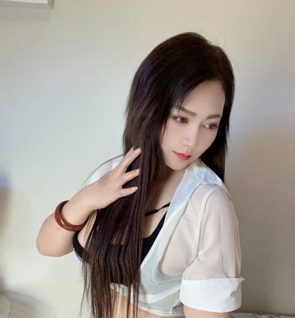 西青真骚一女的