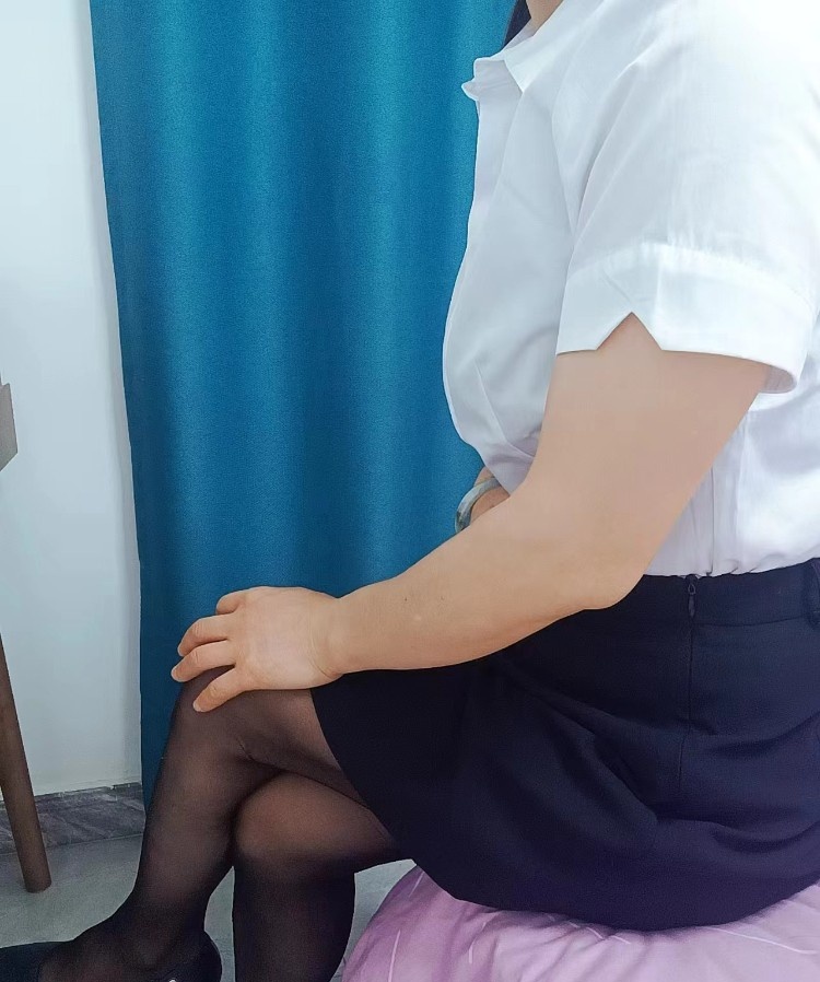 五块石泄火少妇