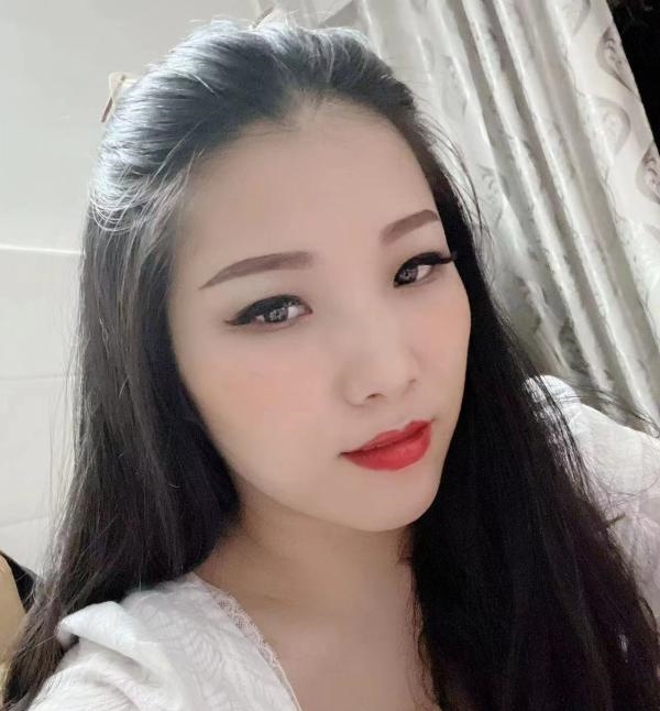 嘉禾舌吻小姐姐