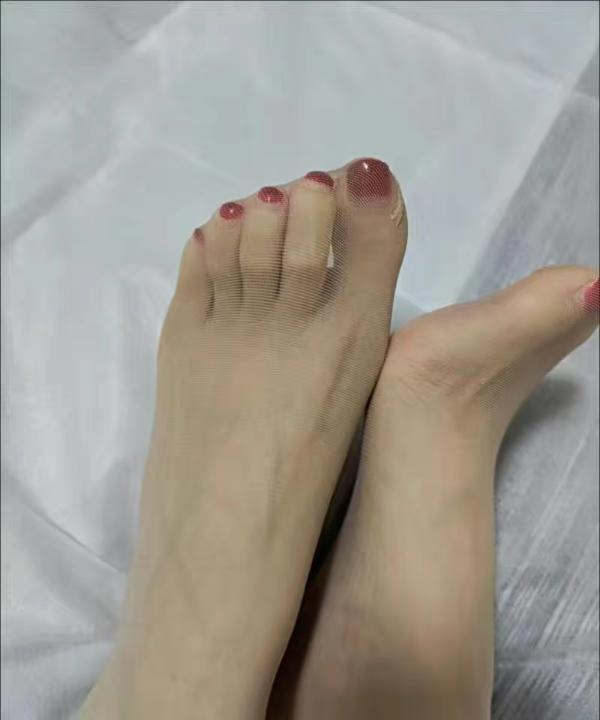 如狼似虎的狠狠狠
