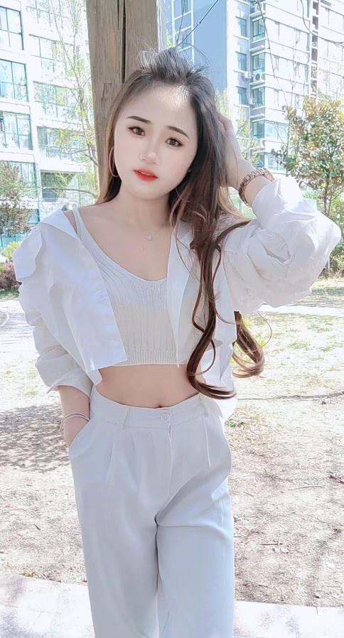 有肉感的小熟女