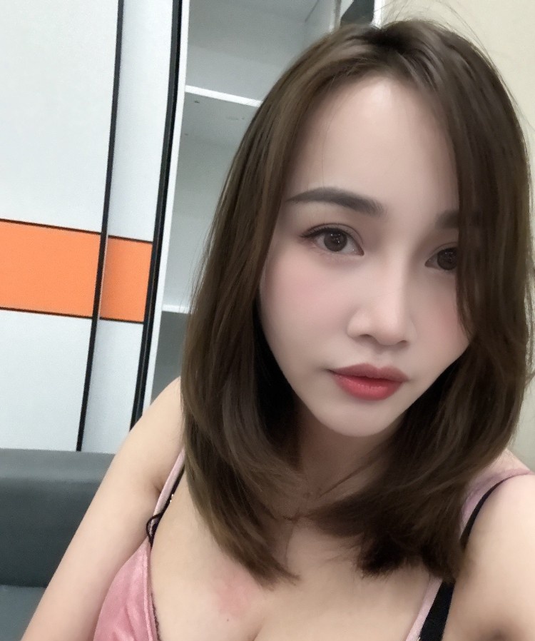大长腿御姐型小姐姐
