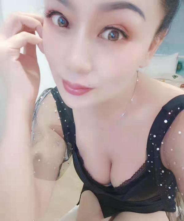 武昌媚娘兰兰