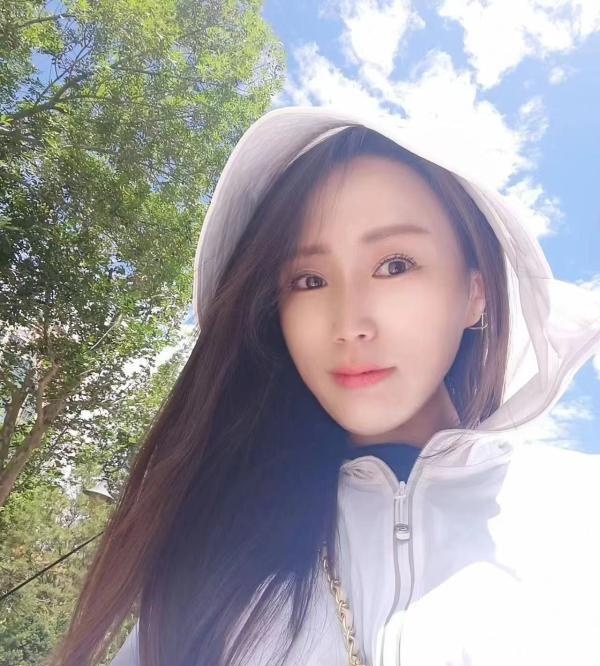 洪山苗条高挑少妇