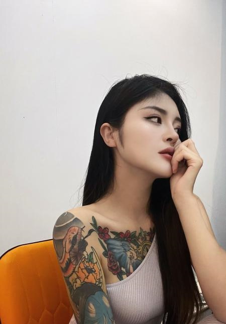 武昌大胸纹身御姐