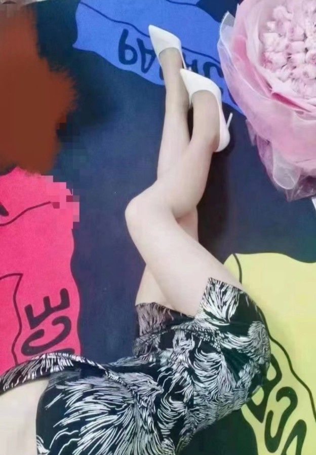 苏州大胸妹子