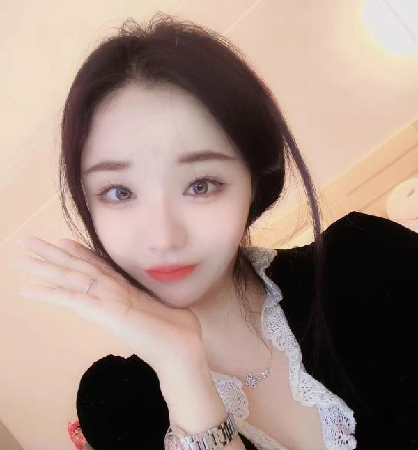 纯欲少女雪儿