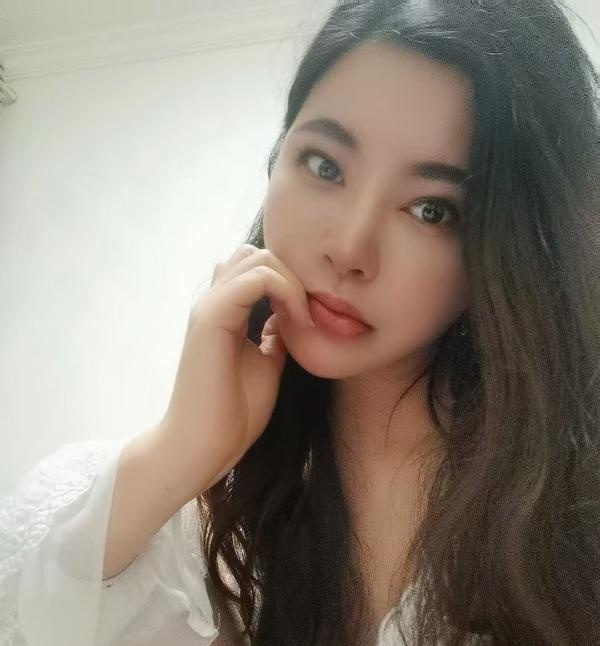 微笑御姐乐乐