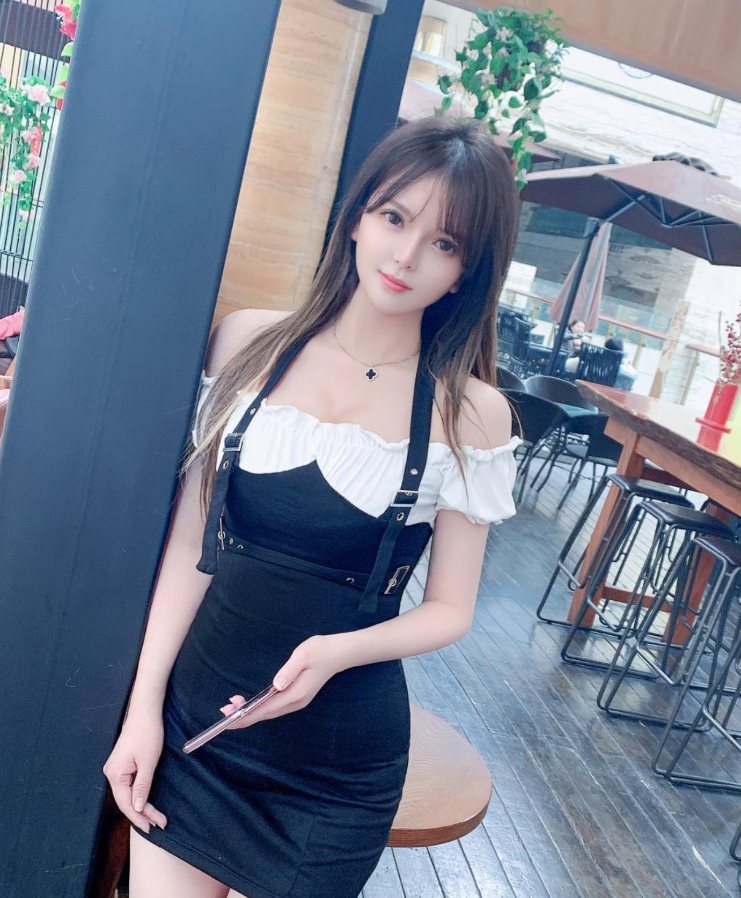 翘臀少妇