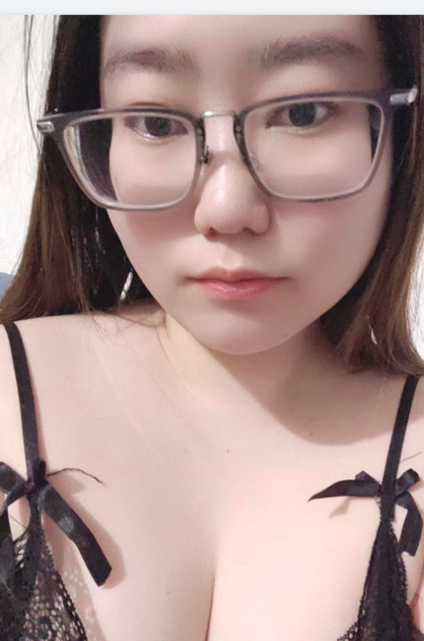 巨乳小姐姐