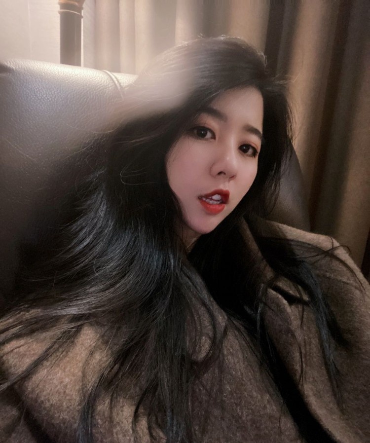 温柔体贴的妹子