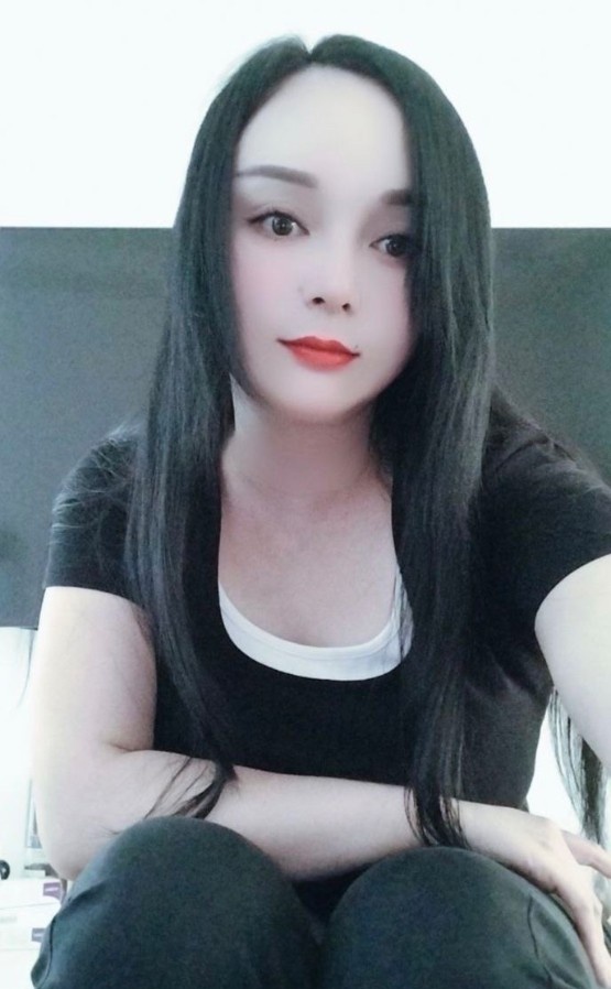 美娜