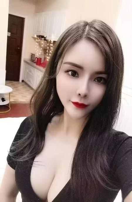龙华大灯少妇