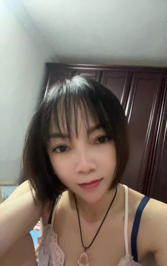 徐汇美容师芊芊