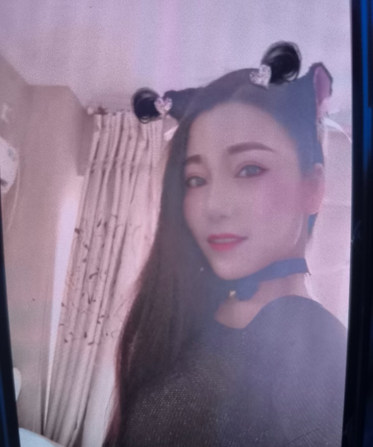 颜值高的小少妇