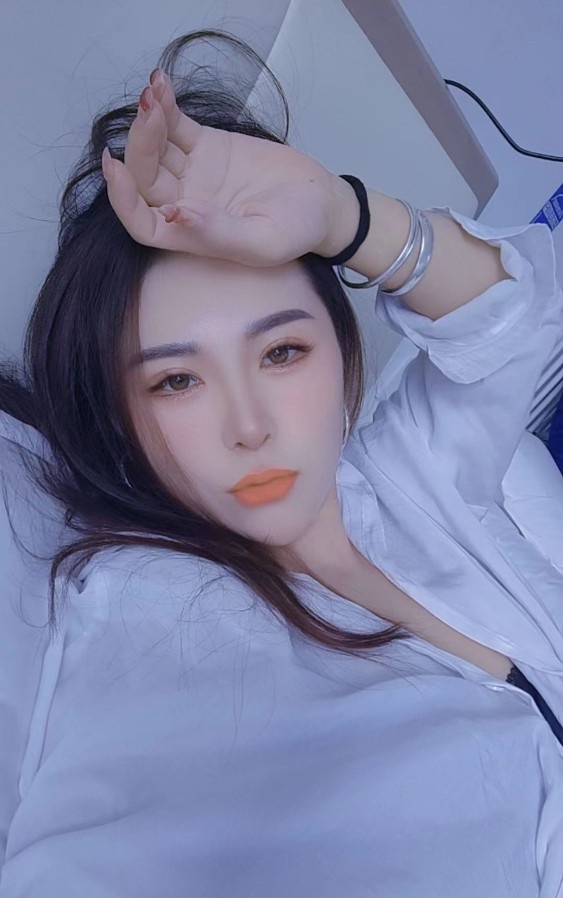 双胞胎姐妹，可以双飞