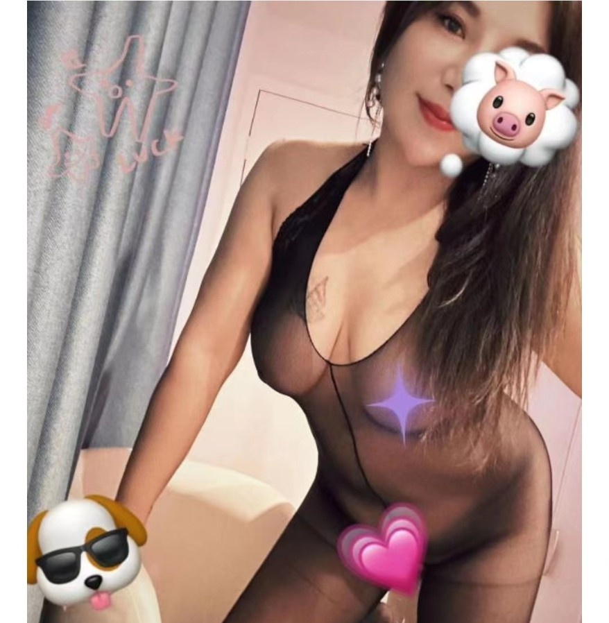 巨乳女神芳芳