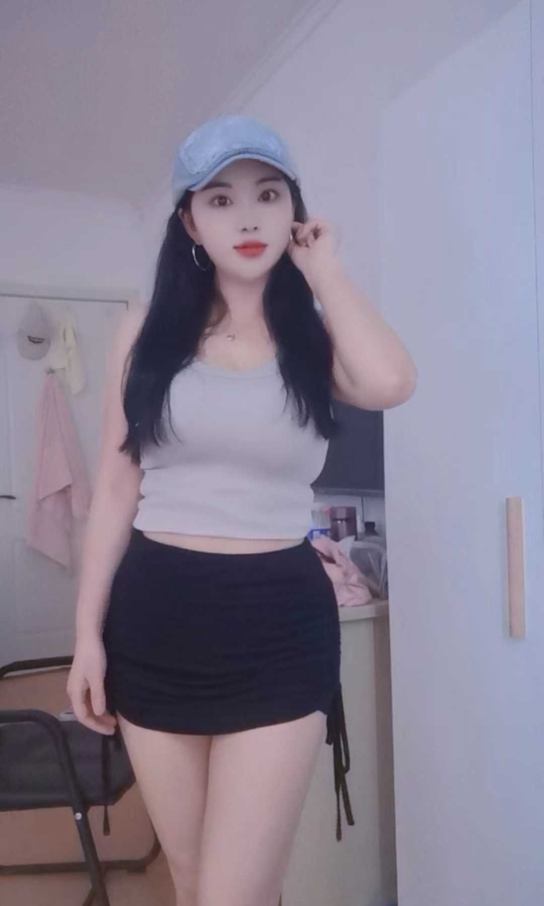 傣族少妇大奶E菲菲
