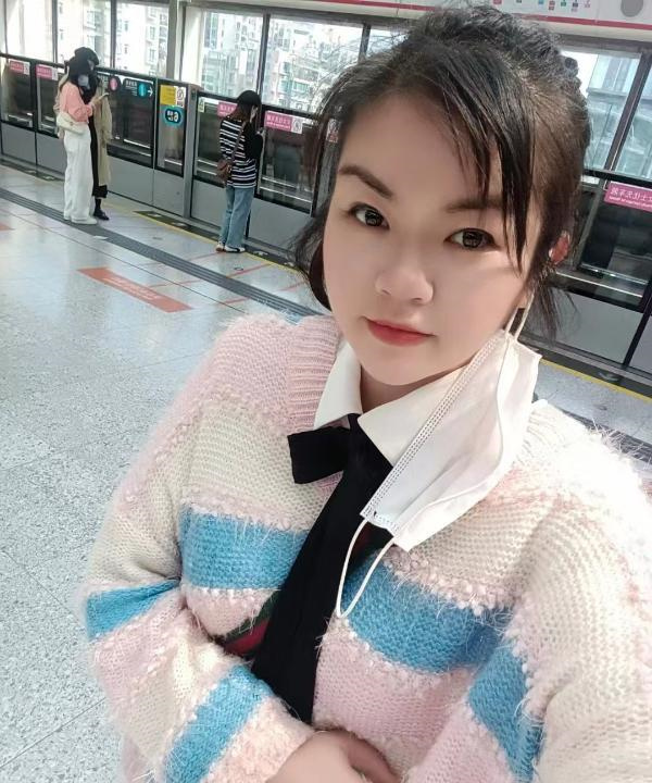 龙华性感奶头猪猪